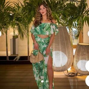Hot Miami Styles Green Tropical Leaf Off-Shoulder pant Set, M